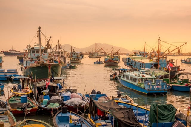 fishing-village_Hong-Kong_BenSilverman